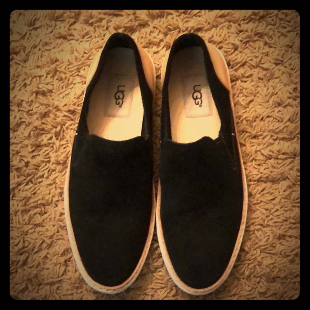 Ugg Adley black EUC, 6.5